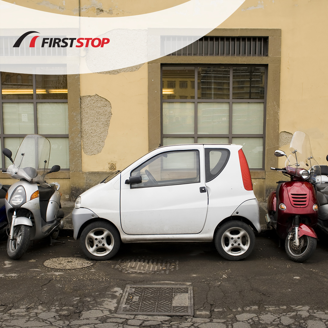 A Traktr, Mopedbil Och Mopeder